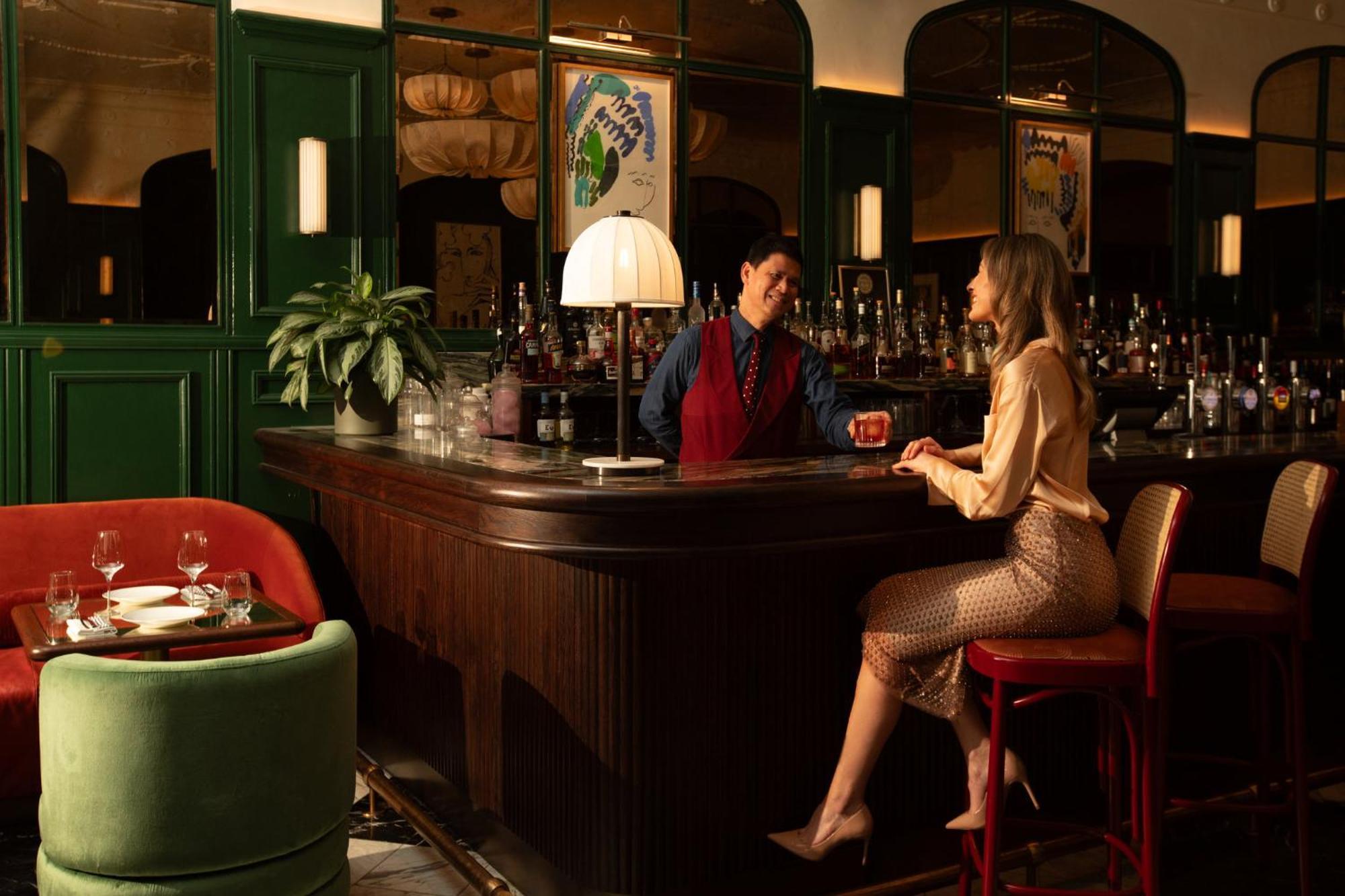 Intercontinental Edinburgh The George By Ihg Hotel Kültér fotó The bar at the American Bar